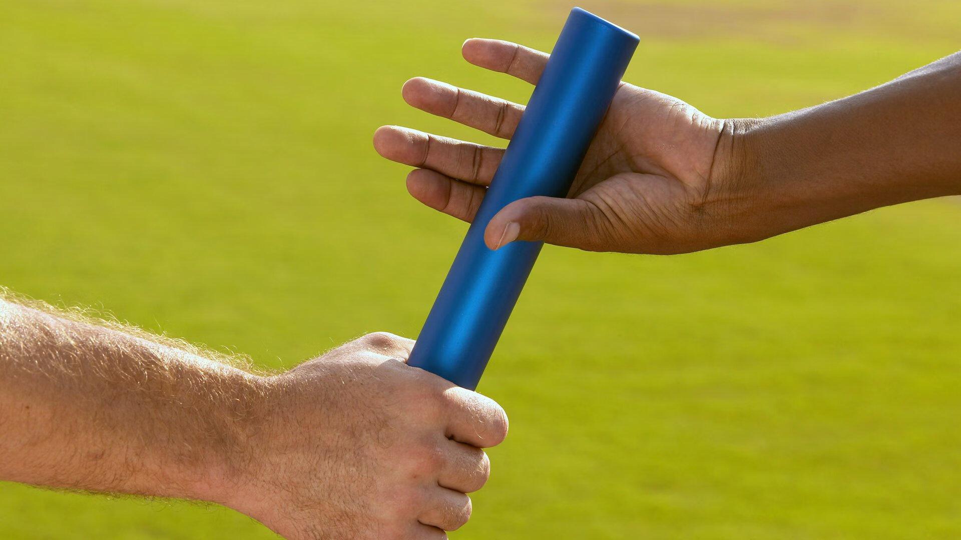 广州豹吴星宇遭争议铲球,裁判未判罚引发轩然大波