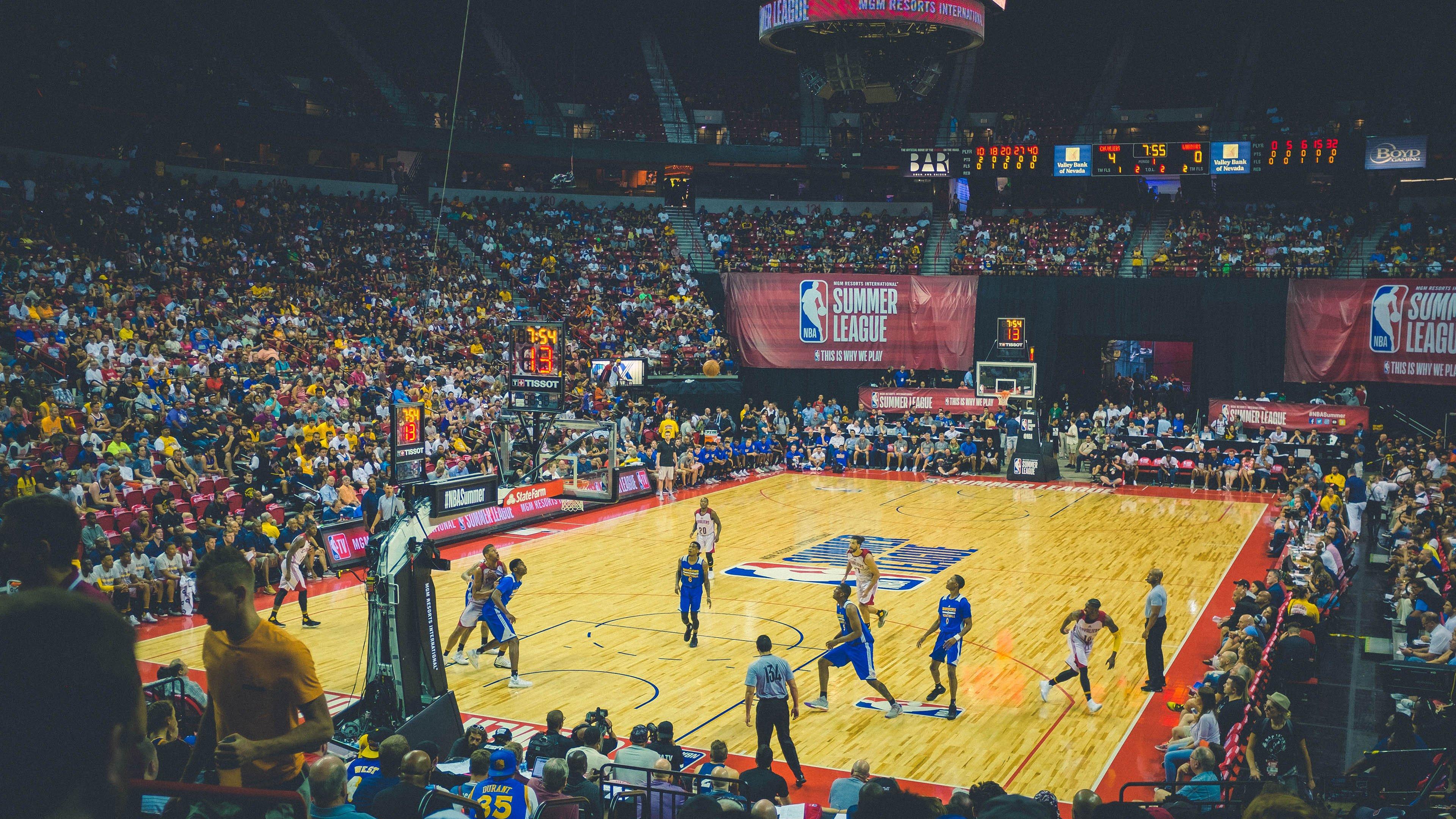 神奇不再!杰罗姆手感冰凉8中1仅得2分,正负值-15躺赢一场